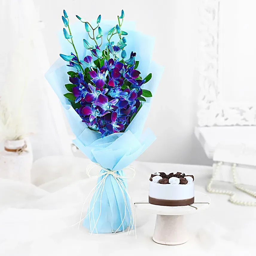 Blue Orchid Bliss with Mini Cake Blue Orchid Bliss with Mini Cake