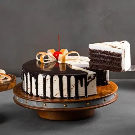 Chocolate Vanilla Harmony Cake