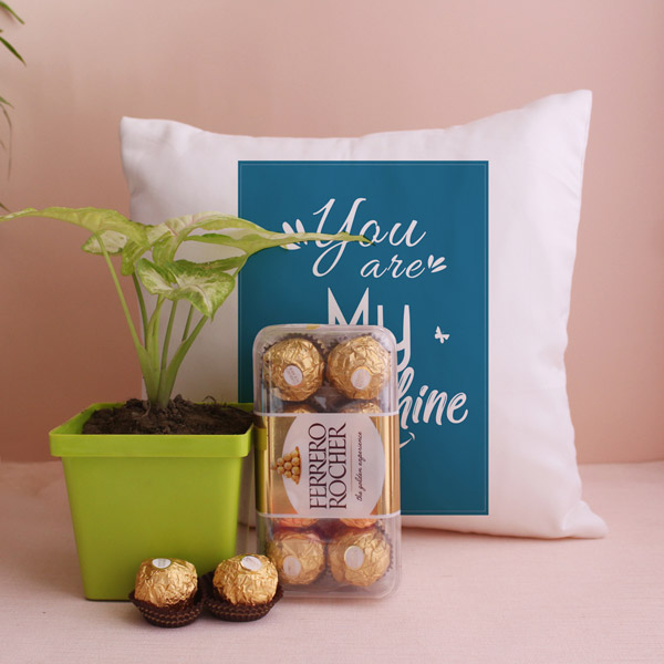 GL19117_1.jpg Heartfelt Moments Gift Hamper - Celebrate Love & Connection - Image 1