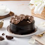Rosette Chocolate Cream Cake - Image 3