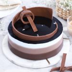 Gathering Chocolate Cream Round Cake - Image 2