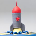 Cosmic Rocket Fondant Cake - Image 3