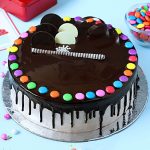 Creamy Dark Chocolate Round Cake
