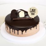 Feathery Chocolate Cream Round Cake - Image 2