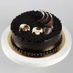 Round Chocolate Dream Cake - Image 3