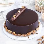 Walnut Cream Chocolate Round Cake